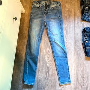 Size 4 AE jeans